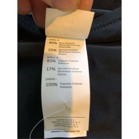 Cupshe Women’s Black and White Tropical Leaf One Piece Swimsuit Size M NWT - Picture 3 of 6